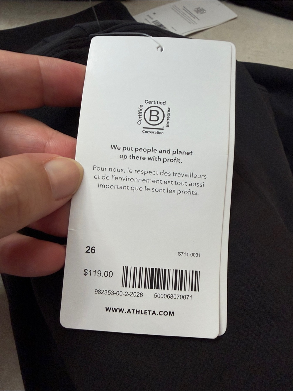 Athleta Black High-Rise Performance Leggings with Side cargo Pockets. Plus size - Picture 8 of 13